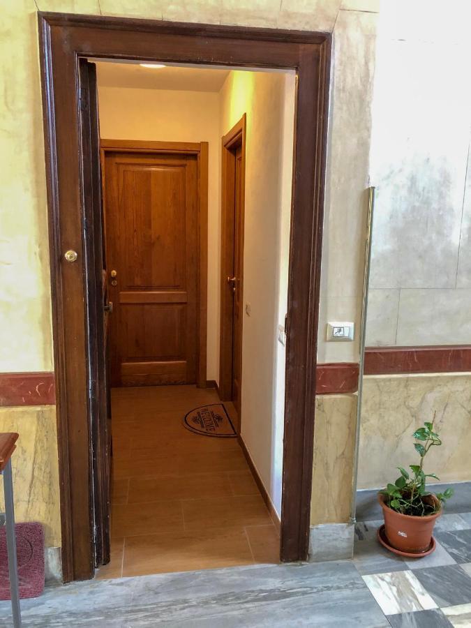 Royal - Cefalu Center Exterior foto